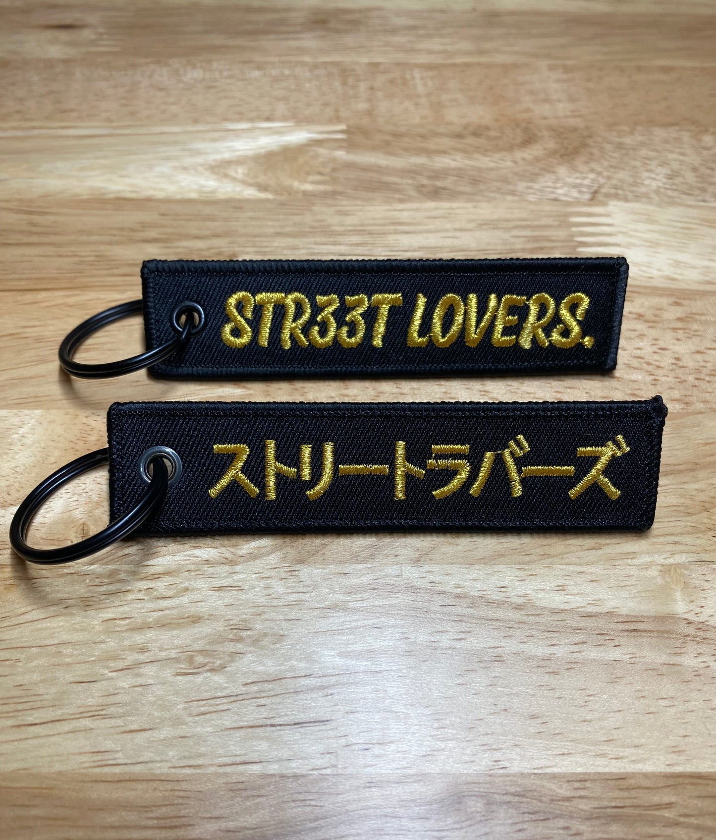 STR33T LOVERS FLIGHT TAG